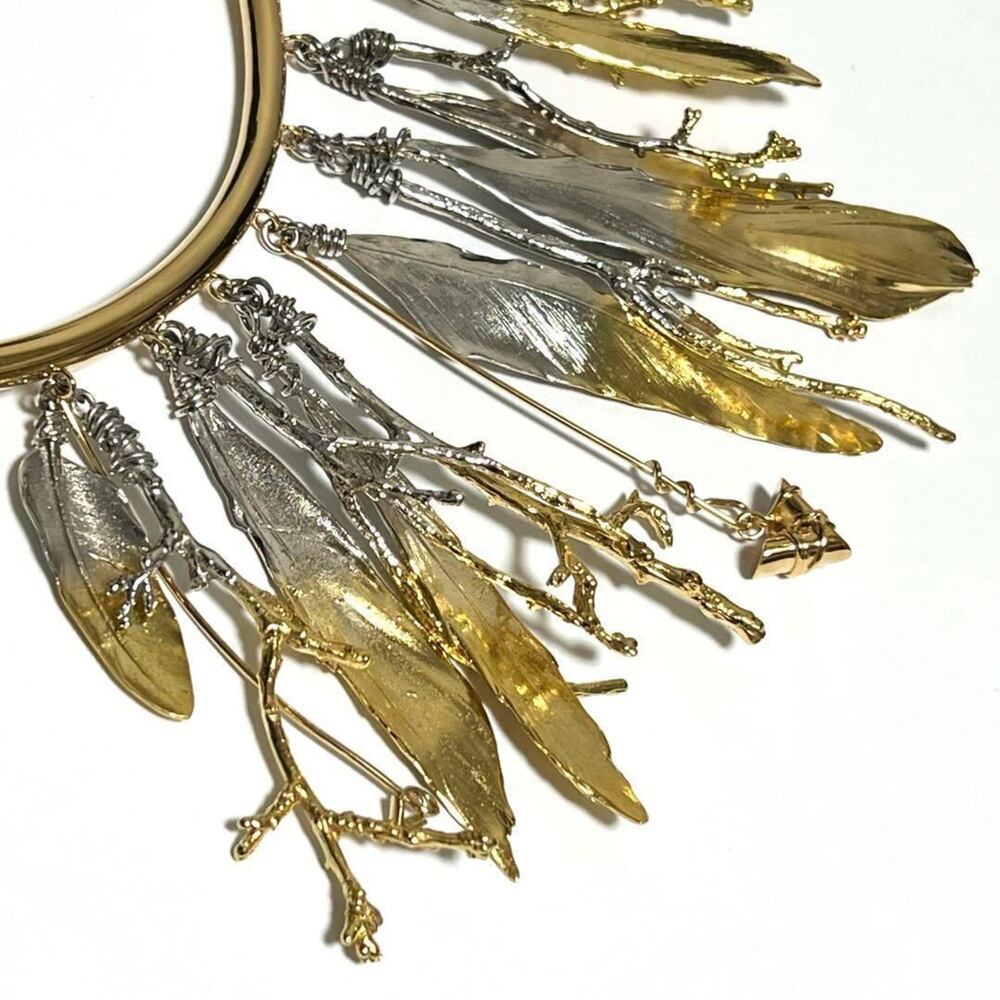 LOUIS VUITTON Gold Necklace - Picture 3 of 10